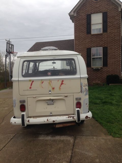 1971 Volkswagen Bus/Vanagon Deluxe - photo 11
