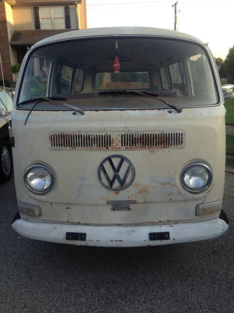 1971 Volkswagen Bus/Vanagon Deluxe - photo 3