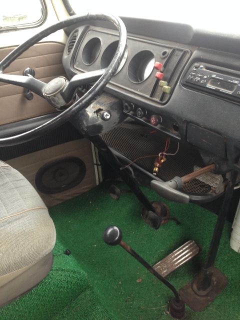 1971 Volkswagen Bus/Vanagon Deluxe - photo 8