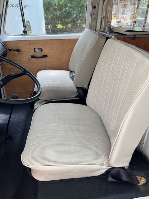 1971 Volkswagen Vanagon westfalia - photo 9