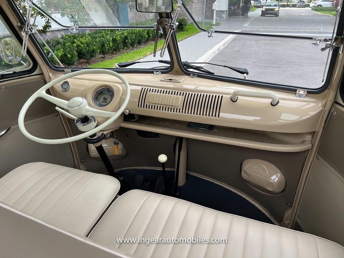1971 volkswagen Bus/Vanagon 23 Windows Ragtop SEE Videos - photo 7