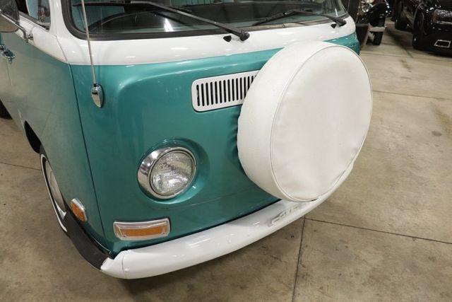1971 Volkswagen Bus/Vanagon -- - photo 9