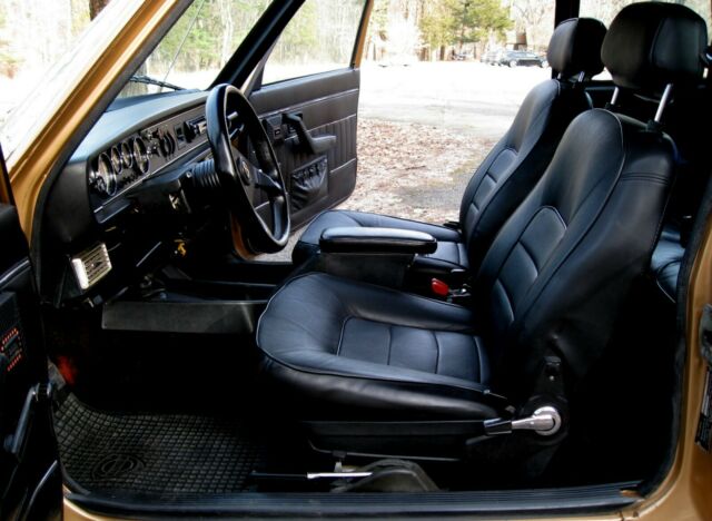 1971 Volvo 142E Coupe - photo 9