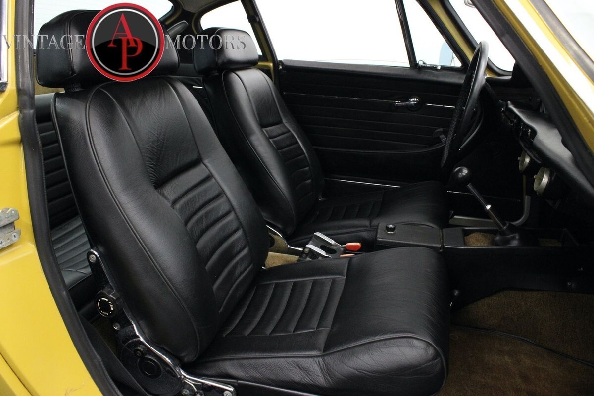 1971 Volvo 1800E Fuel Injected 4 Cylinder Manual AC - photo 5