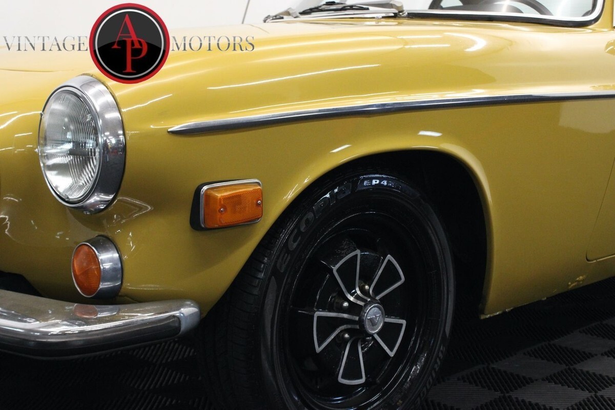 1971 Volvo 1800E Fuel Injected 4 Cylinder Manual AC - photo 9