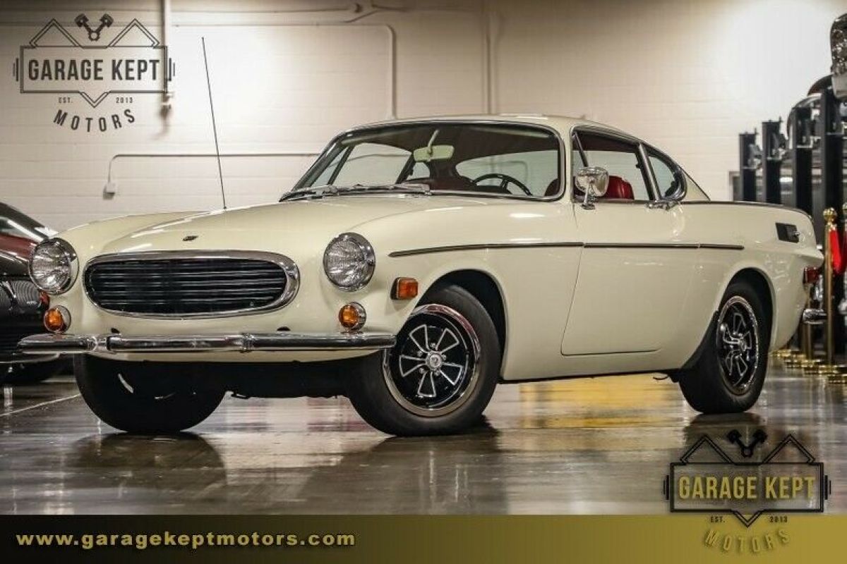 1971 Volvo 1800E Sports Coupe California White Coupe 1986cc/130hp EFI 4-Cylinder 1971 Volvo 1800E Sports Coupe