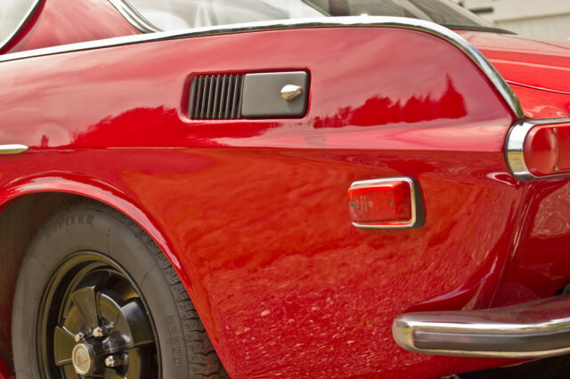 1971 Volvo 1800E Original Red 46 Color P1800 Driver - photo 12