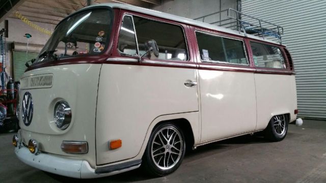 1971 VW Bus 1971 Volkswagen Bus/Vanagon