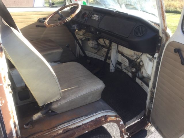 1971 Volkswagen Bus/Vanagon Patinaed - photo 12