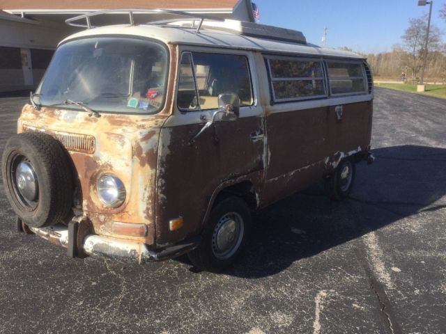 1971 Volkswagen Bus/Vanagon Patinaed - photo 2