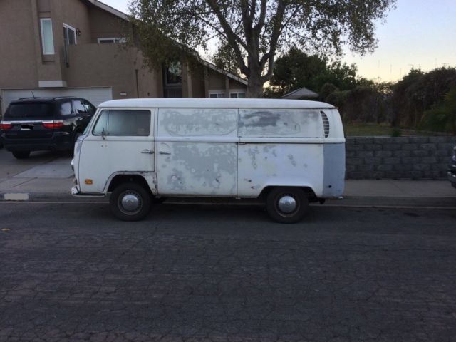 1971 VW Bus Rare Double Slider Panel 1971 Volkswagen Bus/Vanagon