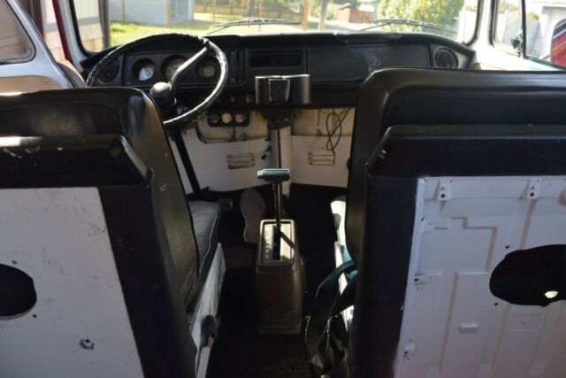 1971 Volkswagen Bus/Vanagon - photo 11