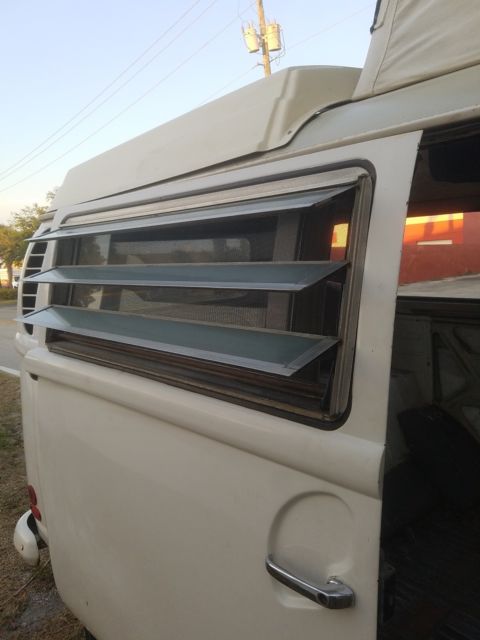 1971 Volkswagen Bus/Vanagon Westfalia Pop Top Camper - photo 12