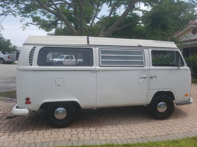 1971 Volkswagen Bus/Vanagon Westfalia Pop Top Camper - photo 4