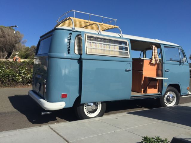 1971 VW Camper Bus Westfalia "Weekender Edition" in Neptune Blue and White 1971 Volkswagen Bus/Vanagon