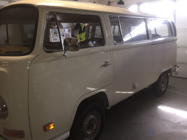 1971 Volkswagen Bus/Vanagon ? - photo 2