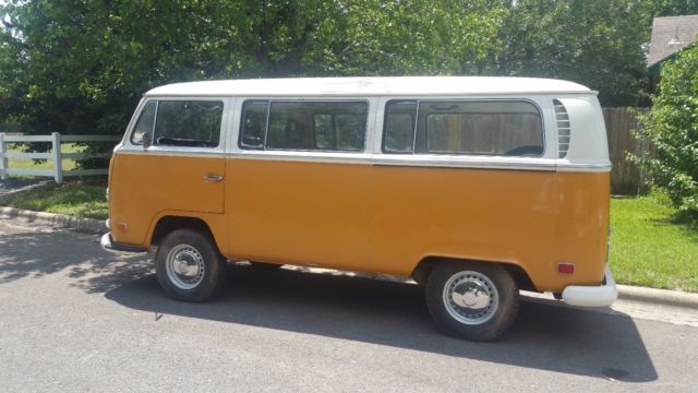 1971 Volkswagen Bus/Vanagon Deluxe - photo 2