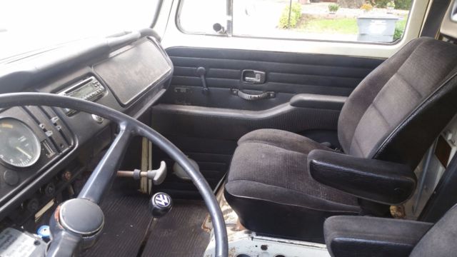 1971 Volkswagen Bus/Vanagon Deluxe - photo 9