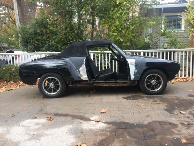 1971 VW Karmann Ghia Convertible--needs work!! 1971 Volkswagen Karmann Ghia