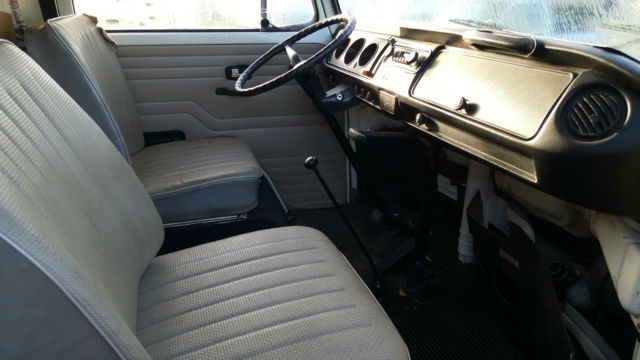 1972 Volkswagen Bus/Vanagon Camper - photo 4
