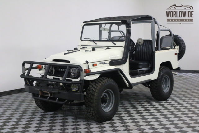 1971 White LIFT SNORKEL CANVAS PS PB 2F AWESOME! 1971 Toyota Land Cruiser LIFT SNORKEL CANVAS PS PB 2F AWESOME