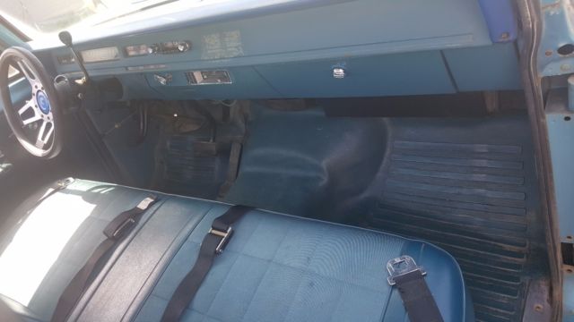 1972 International Harvester 1100 pickup - photo 12