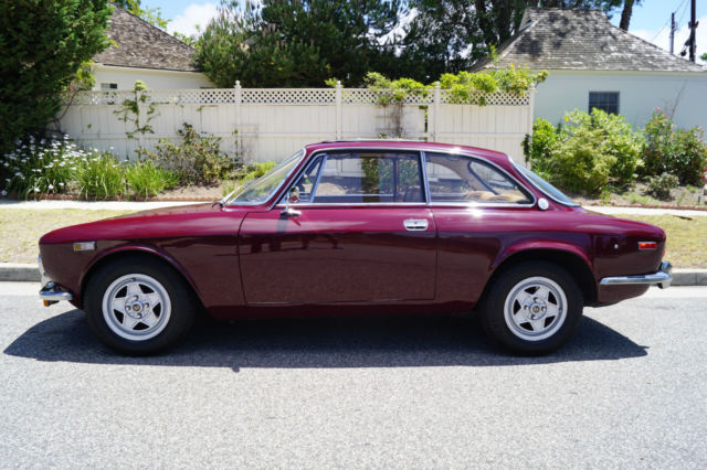 1972 Alfa Romeo GTV 115 SERIES 5 SPD MANUAL COUPE WITH SUNROOF! - photo 2