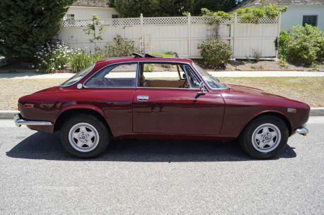 1972 Alfa Romeo GTV 115 SERIES 5 SPD MANUAL COUPE WITH SUNROOF! - photo 3
