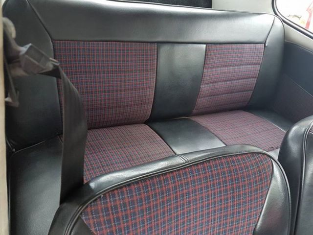 1972 Volkswagen Beetle - Classic sedan 2 door - photo 4