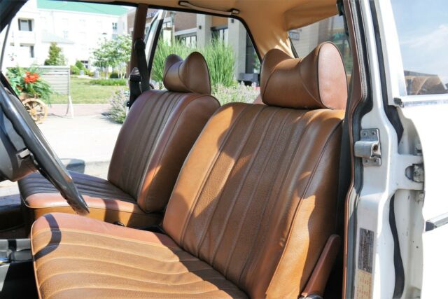 1972 Mercedes-Benz 200-Series - photo 6