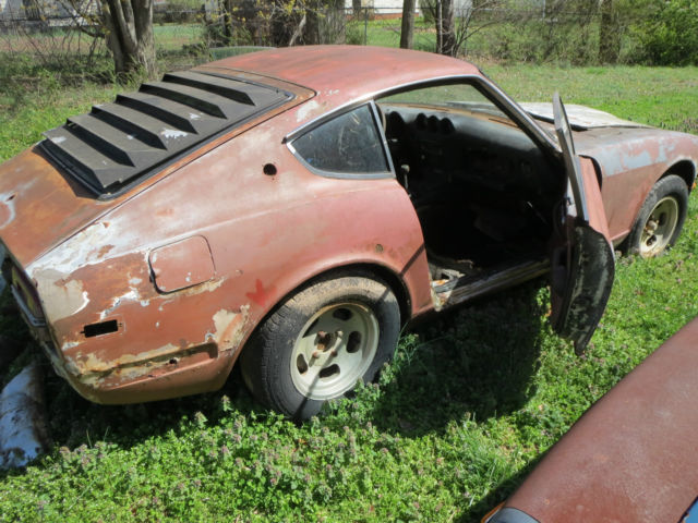 1972 Datsun Z-Series 2 door hatchback - photo 3