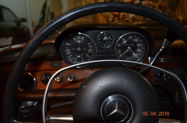 1972 Mercedes-Benz 200-Series - photo 10
