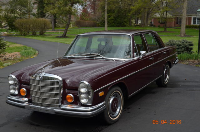 1972 Mercedes-Benz 200-Series - photo 3