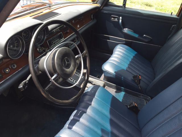 1972 Mercedes-Benz 200-Series - photo 4