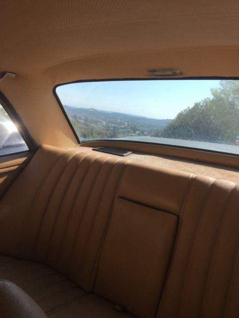 1972 Mercedes-Benz 200-Series - photo 13