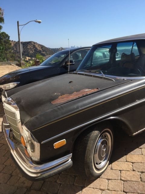 1972 Mercedes-Benz 200-Series - photo 4