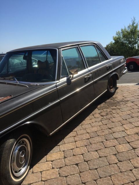 1972 Mercedes-Benz 200-Series - photo 5
