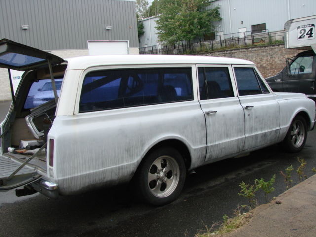 1972 Chevrolet Suburban - photo 8