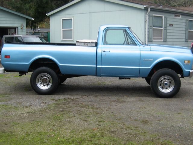 1972 Chevrolet C/K Pickup 2500 no it is the smooth body no trim - photo 2