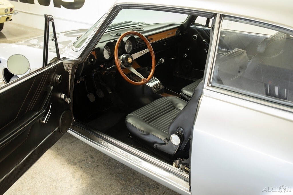1972 Alfa Romeo GTV 2000 Coupe - photo 10