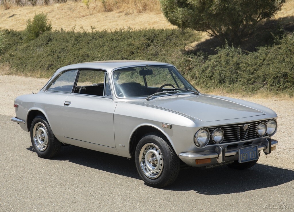1972 Alfa Romeo GTV 2000 Coupe - photo 7