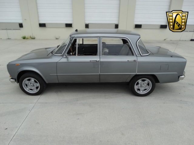 1972 Alfa Romeo Giulia -- - photo 6