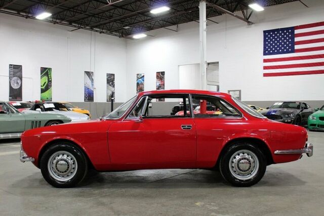 1972 Alfa Romeo GT -- - photo 2