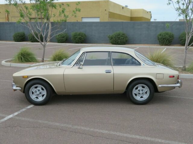 1972 Alfa Romeo 2000 GT Veloce - photo 4