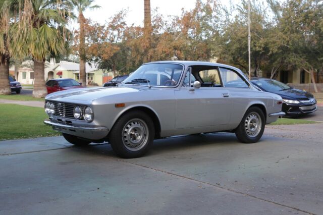 1972 Alfa Romeo GTV