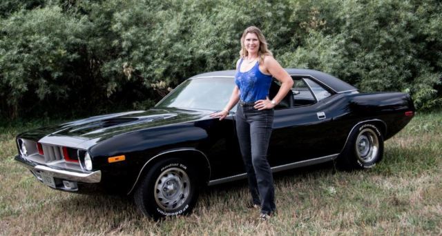1972 Barracuda 'Cuda Restored - triple black LOW RESERVE 1972 Plymouth Barracuda