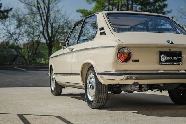 1972 BMW 1600 Hatchback - photo 10