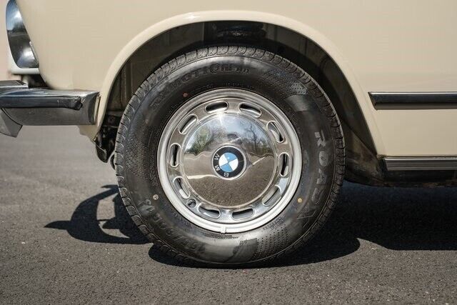 1972 BMW 1600 Hatchback - photo 11