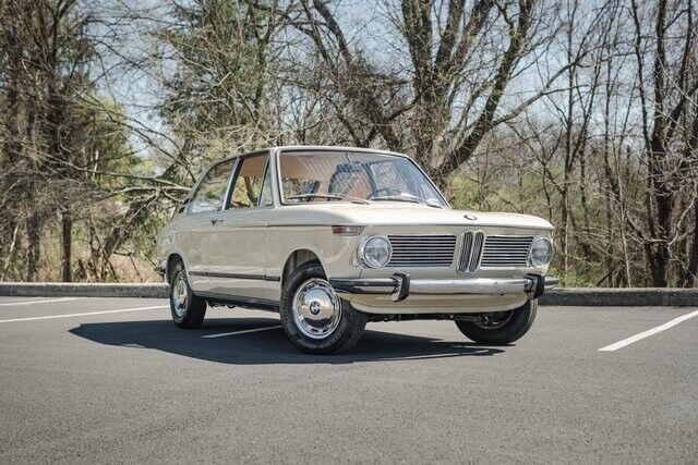 1972 BMW 1600 Hatchback - photo 2