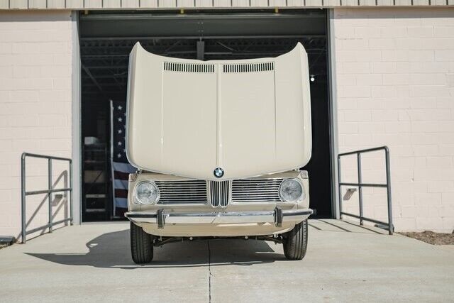 1972 BMW 1600 Hatchback - photo 6